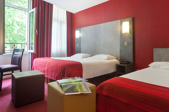 BRIT HOTEL CHINON - LE LION D'OR - photo 1