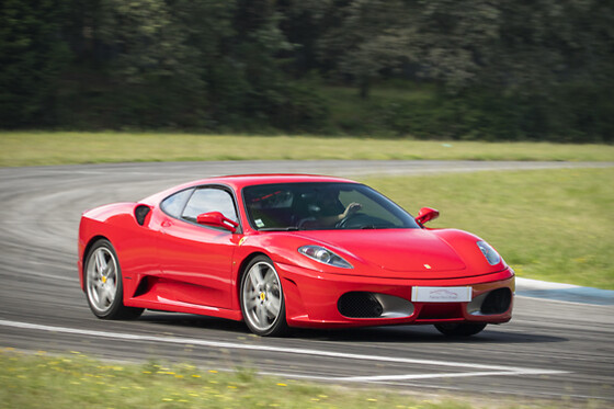 FERRARI RENT BRAGA - photo 18