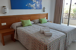 APARTHOTEL GOLF BEACH