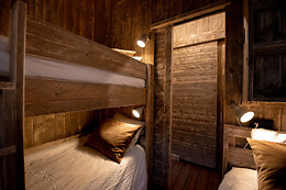 CAN BORA LODGES