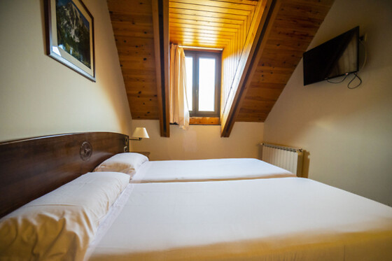 APARTAMENTOS SOLANA, HOTEL TAULL & ROMANIC - photo 4