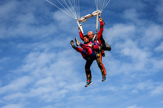 Abeille Parachutisme - photo 1