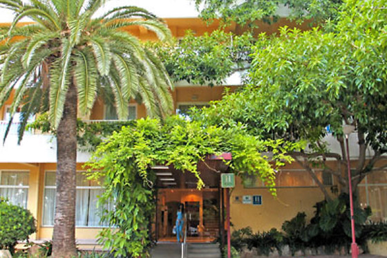 HOTEL INTUR AZOR - photo 1