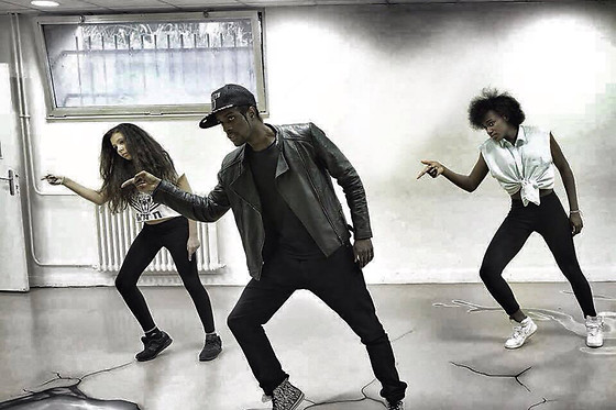 Ecole de Danse Listen Back - photo 1