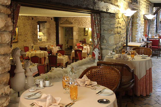 Château de Périgny - photo 17
