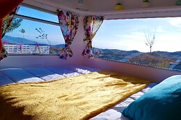 TROPICAL DREAMS MOTRIL