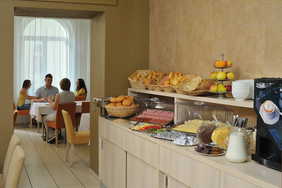 Star City Hotel - photo 2