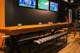 TRIBUNA SPORTS BAR