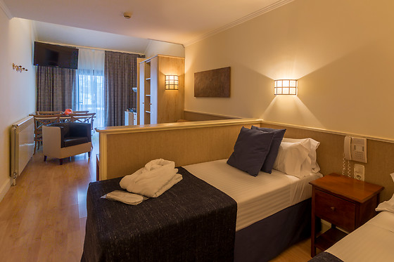 YOMO PATAGONIA HOTEL - photo 9