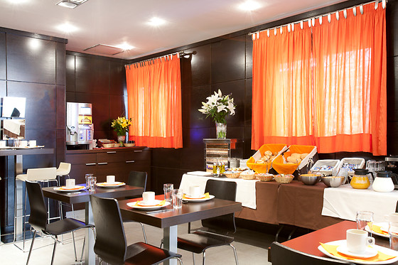 HOTEL LOS GIRASOLES I - photo 1
