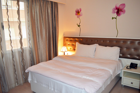 Select Hotel - photo 0