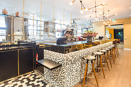 Gatsby Hotel & Restaurant by HappyCulture