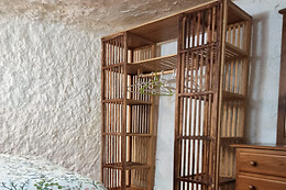 CASA CUEVA ENTRE HOCES