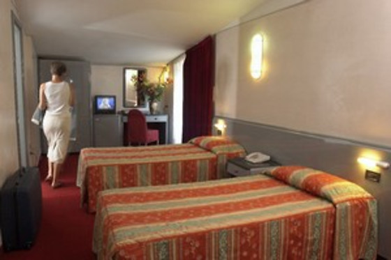 Hotel Alexander - photo 1