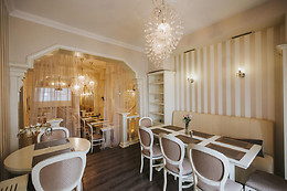 Cherie Hotel Boutique & Restaurant