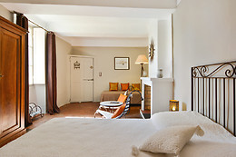 Maison Saint Louis
