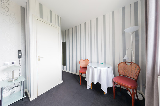 Hotel Des Grands Vins - photo 14
