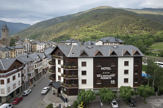 HOTEL PESSETS - photo 0