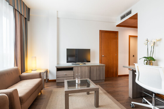 KEYTEL - photo 1