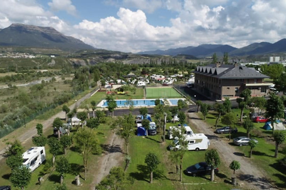 SABIÑANIGO CAMP & HOTEL - photo 1