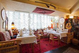 LE CAROUBIER