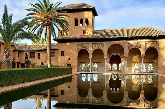 GRANADA TURISMO Y OCIO - photo 1