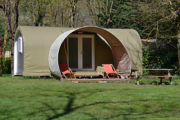 Camping Ushuaïa Villages Le Viaduc