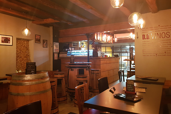 Pan y vino - photo 2