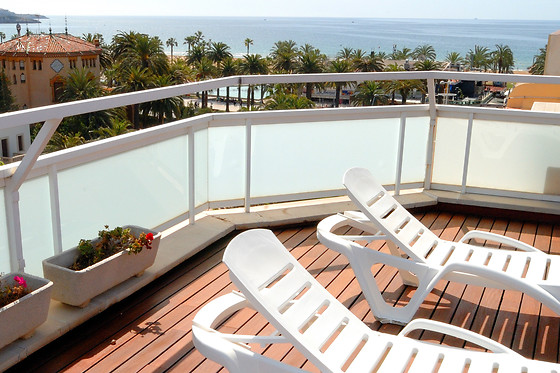 HOTEL EVENIA PRESIDENT - photo 0