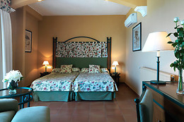HOTEL INTUR AZOR