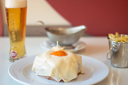 SANTA FRANCESINHA