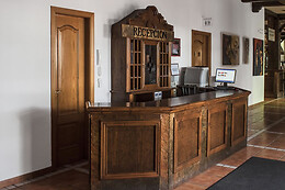 HOTEL ASADOR ALBENZAIRE
