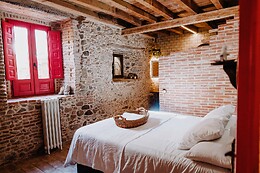 LA CASITA DEL ALBINO & LARCADE