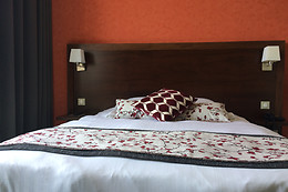 THE ORIGINALS Hôtel Val-Vignes