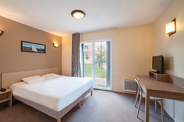 Zenitude Hôtel-Résidences : Magny-les-Hameaux - Versailles ***